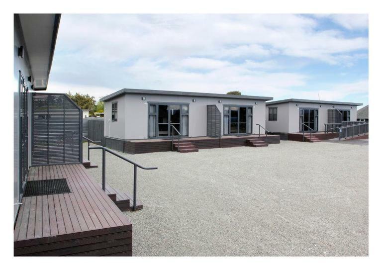 Pine Lake View Lodge Kaiapoi Dış mekan fotoğraf