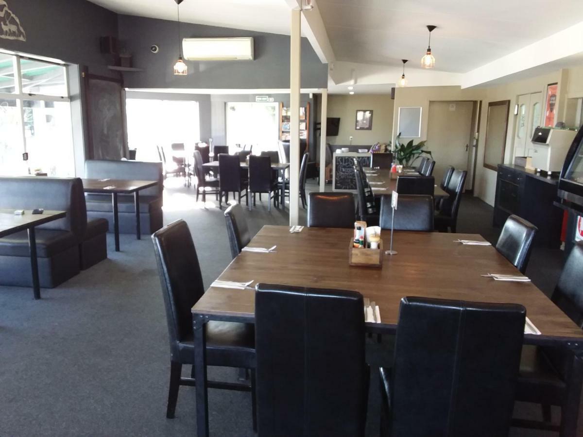 Pine Lake View Lodge Kaiapoi Dış mekan fotoğraf